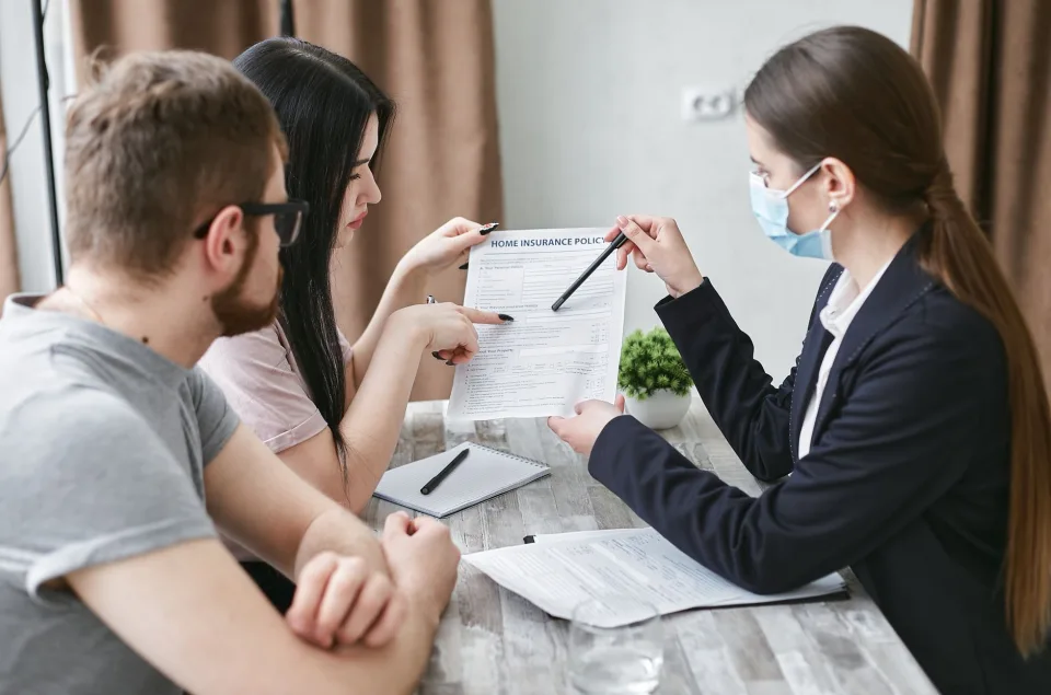 Thẻ bảo hiểm sức khỏe
